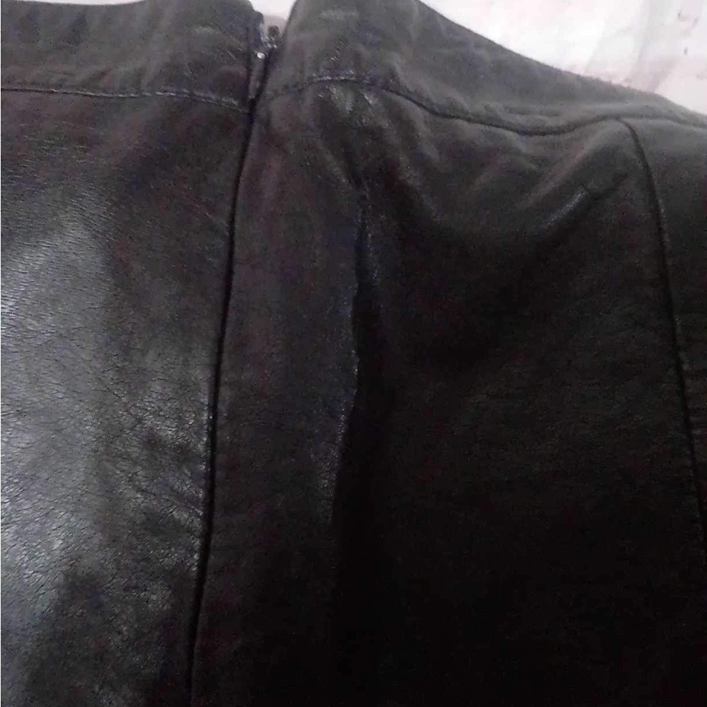 Forever 21 Skirt (M) - Picture 5 of 7